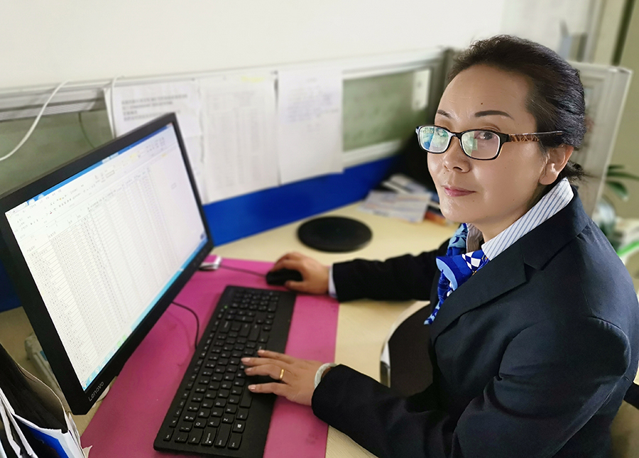 1554952098684538.jpg 區(qū)內營銷中心卓瑪次仁.jpg