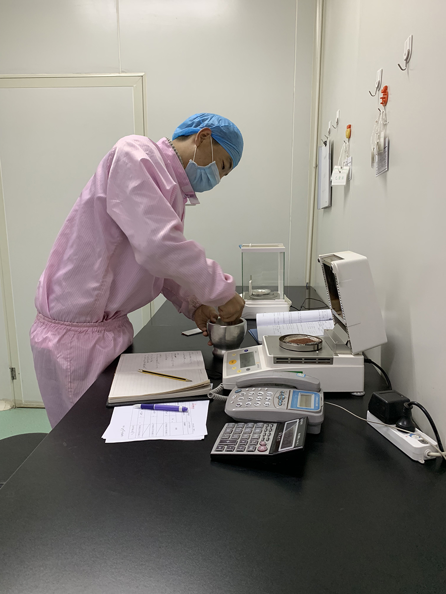 1554953221301430.jpg 質量管理部扎西次仁.jpg